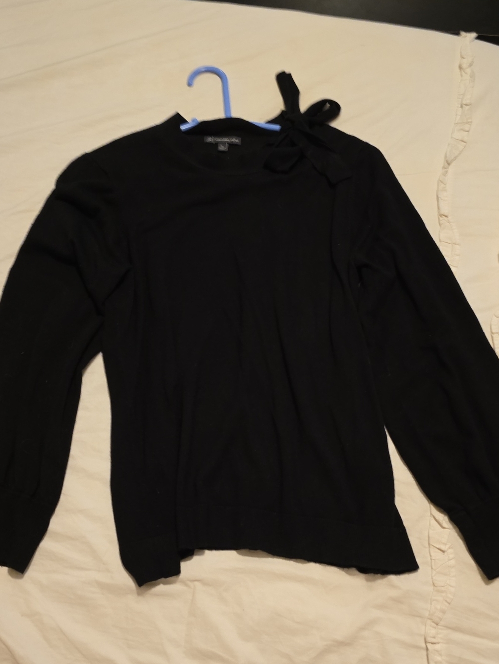 Adrianna Papell large viscose nylon tie neck swetter. Like New.